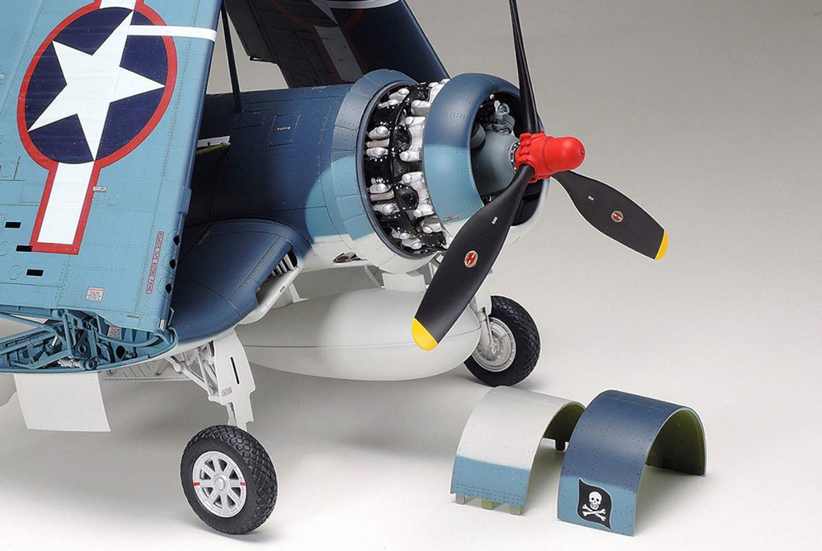 Tamiya Models Vought F4U-1A Corsair Kit